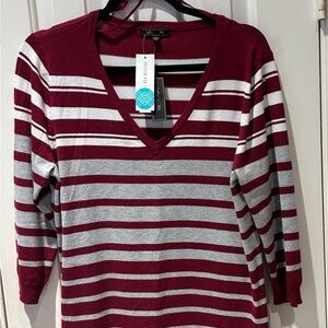 Stylish V-Neck Long Sleeve Striped Top
